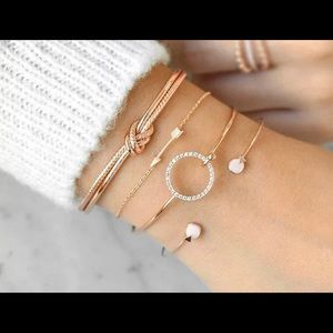 🆕 Arrow Knot Crystal stacked bracelets